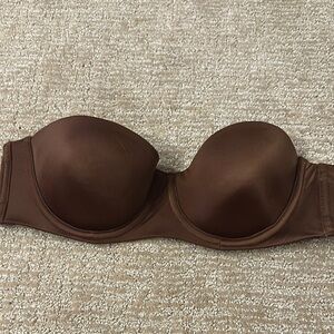 Savage x Fenty strapless bra